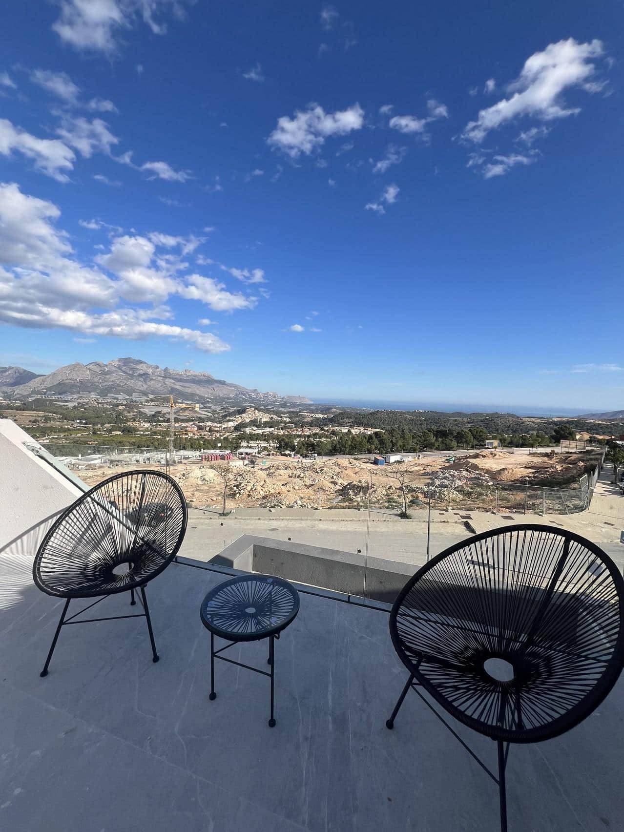 Nieuwbouw Huis Te koop in Polop in Spanje, gelegen aan de Costa Blanca-Noord