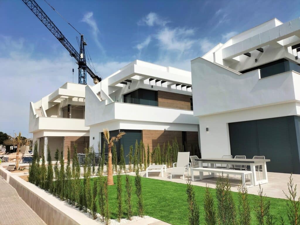 Vooraanzicht van in Pilar De La Horadada in Spanje, gelegen aan de  Costa Blanca-Zuid