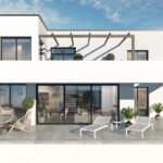 Terras en vooraanzicht van nieuwbouw villa in Finestrat in Spanje, gelegen aan de  Costa Blanca-Noord