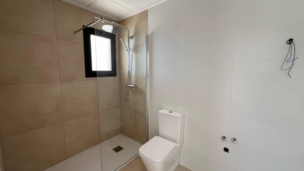 Nieuwbouw Villa Te koop in Hondon De Las Nieves in Spanje, gelegen aan de Costa Blanca-Zuid