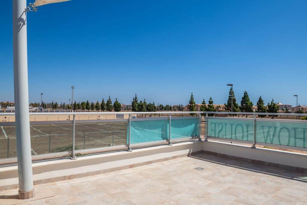 Nieuwbouw Villa Te koop in Los Alcazares in Spanje, gelegen aan de Costa Cálida