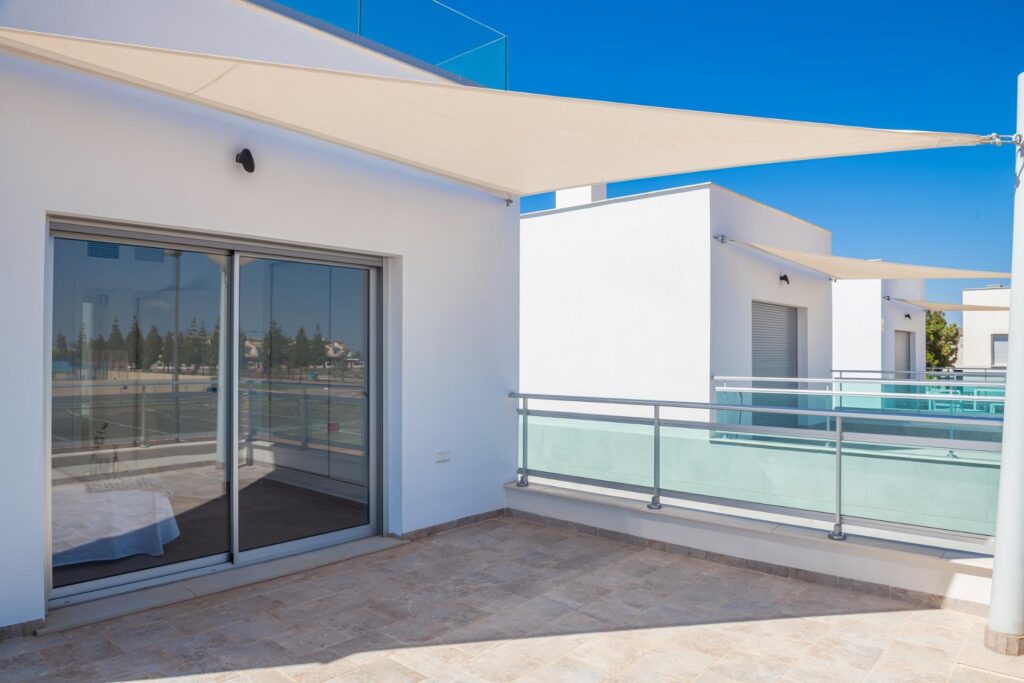 Nieuwbouw Villa Te koop in Los Alcazares in Spanje, gelegen aan de Costa Cálida