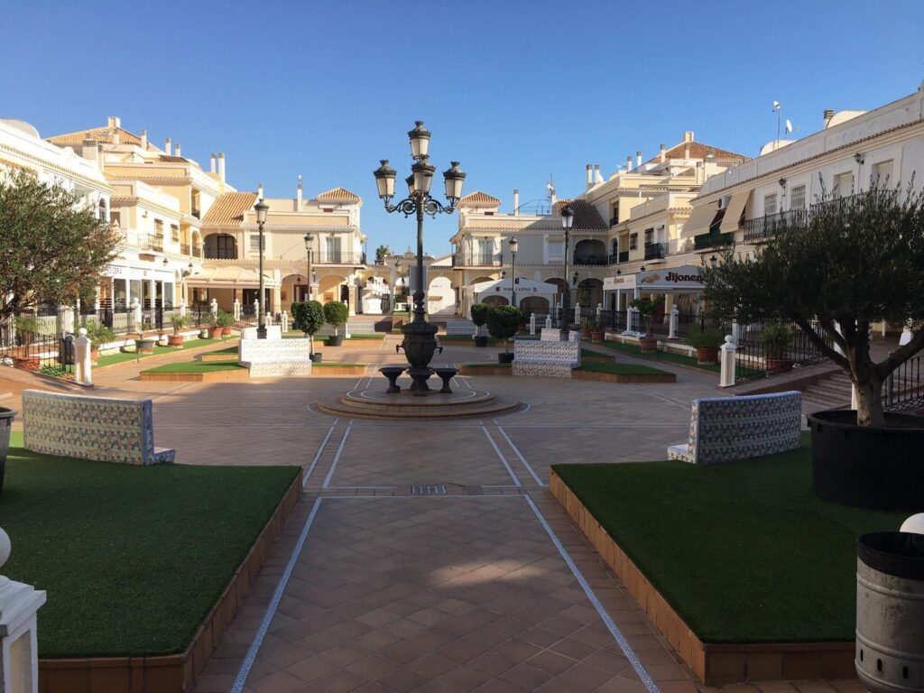 Nieuwbouw Villa Te koop in Pilar De La Horadada in Spanje, gelegen aan de Costa Blanca-Zuid