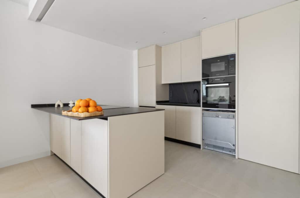 Nieuwbouw Appartement Te koop in Estepona in Spanje, gelegen aan de Costa del Sol-West