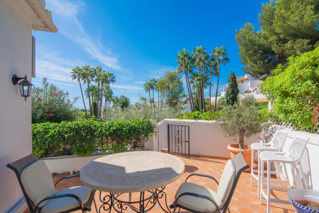 Terras van appartement in Nerja in Spanje, gelegen aan de  Costa del Sol-Oost