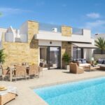 Terras en zwembad van in San Fulgencio in Spanje, gelegen aan de  Costa Blanca-Zuid