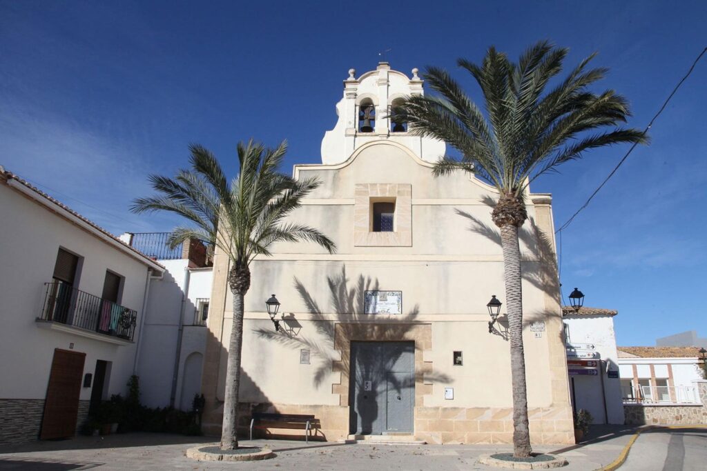 Nieuwbouw Villa Te koop in Els Poblets in Spanje, gelegen aan de Costa Blanca-Noord