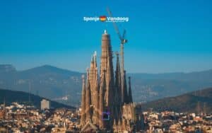Afwerking bouw toren Sagrada Familia