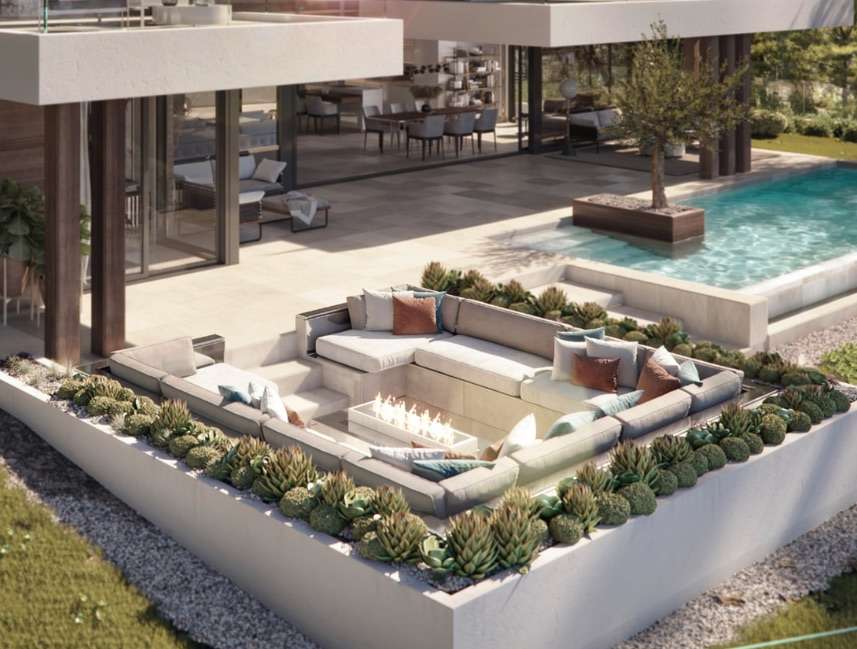 Terras en zwembad van in San Roque in Spanje, gelegen aan de  Costa del Sol-West