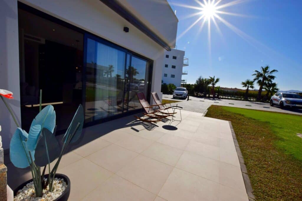 Nieuwbouw Villa Te koop in Alhama de Murcia in Spanje, gelegen aan de Costa Cálida