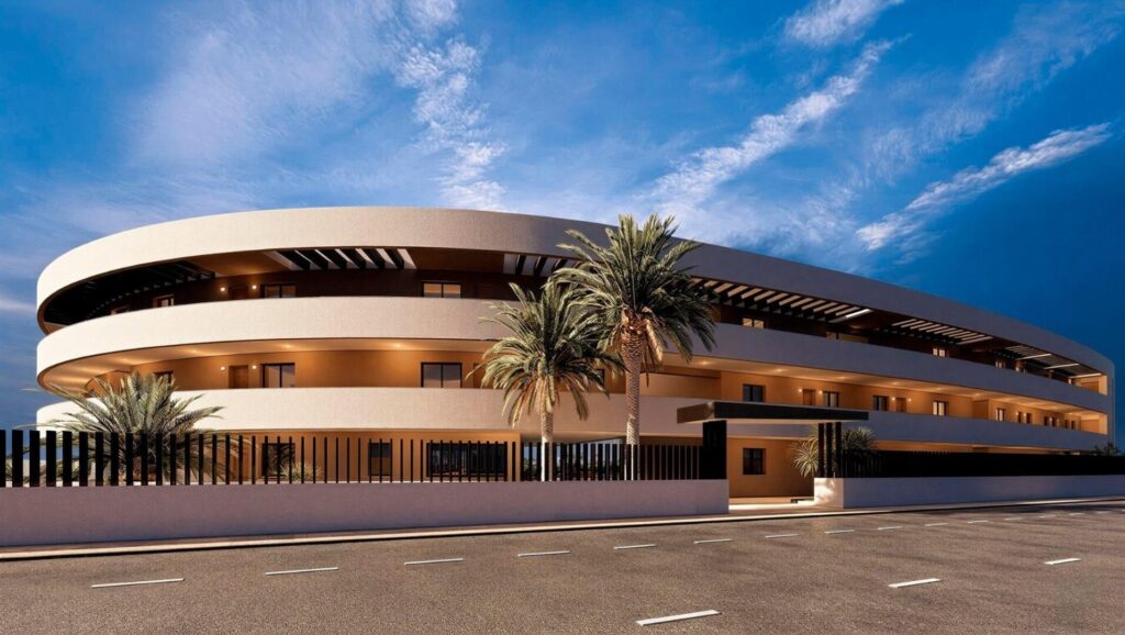Vooraanzicht van nieuwbouw appartement in Los Alcazares in Spanje, gelegen aan de  Costa Cálida