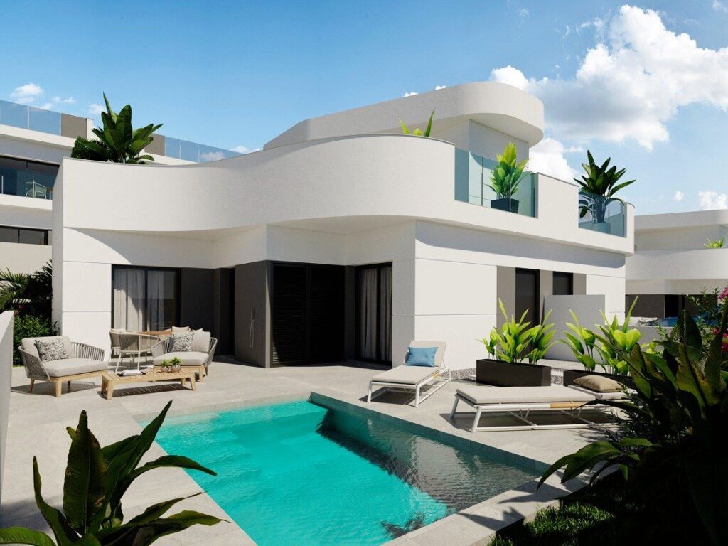 Nieuwbouw Villa Te koop in Torrevieja in Spanje, gelegen aan de Costa Blanca-Zuid