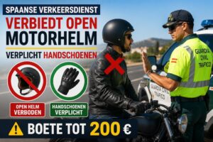 Een motorrijden tegen gehouden door iemand van de Guardia Civil
