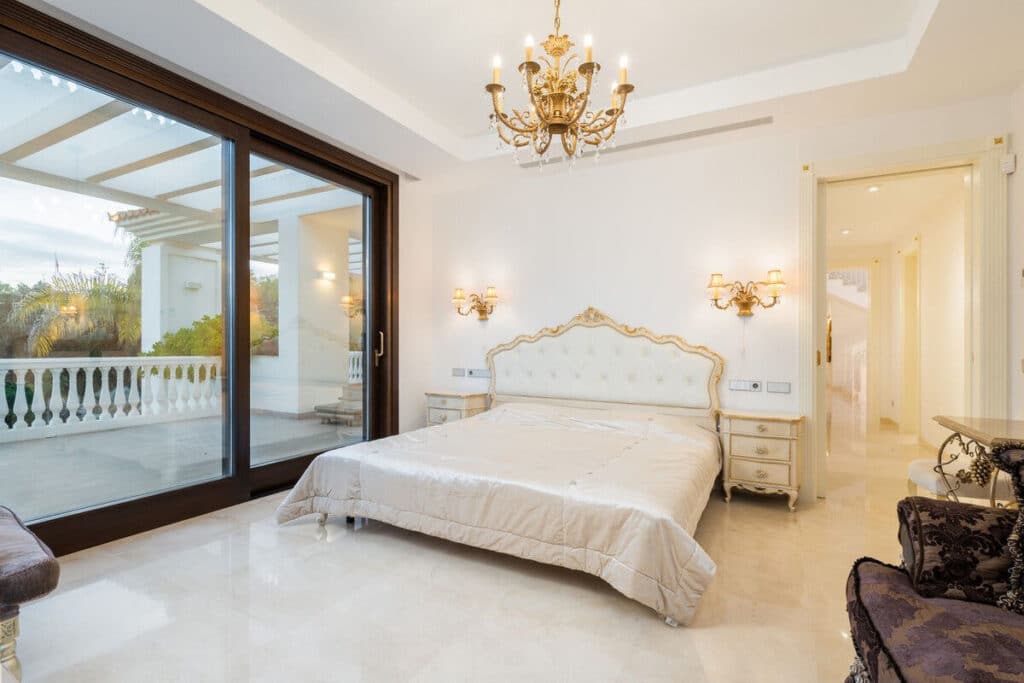 Villa Te koop in San Pedro Alcantara in Spanje, gelegen aan de Costa del Sol-West