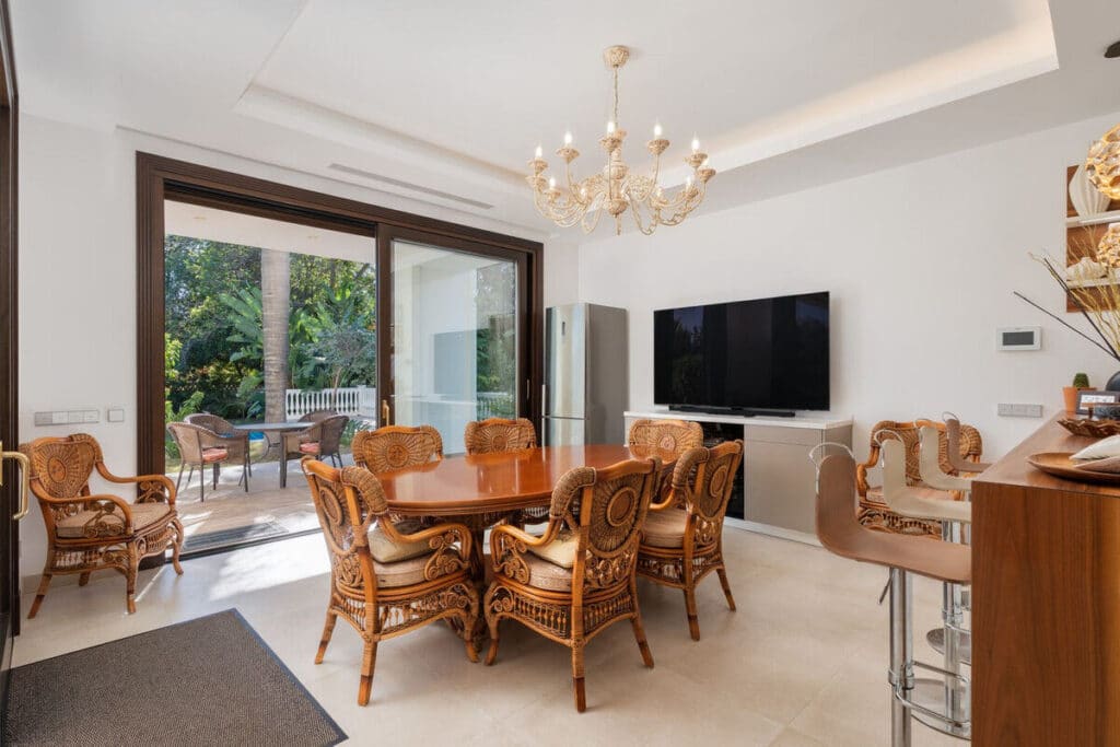 Villa Te koop in San Pedro Alcantara in Spanje, gelegen aan de Costa del Sol-West