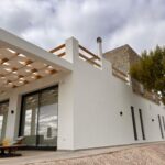 Vooraanzicht van in Pinoso in Spanje, gelegen aan de  Costa Blanca-Zuid