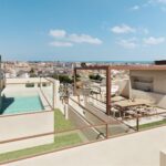 Zeezicht en solarium van nieuwbouw appartement in San Pedro Del Pinatar in Spanje, gelegen aan de  Costa Cálida
