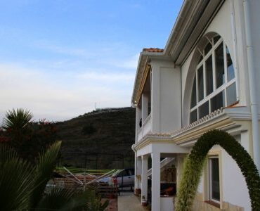 Resale Villa Te koop in Algarrobo in Spanje, gelegen aan de Costa del Sol-Oost